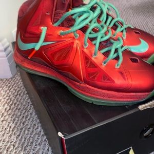 Lebron X Christmas 8/10